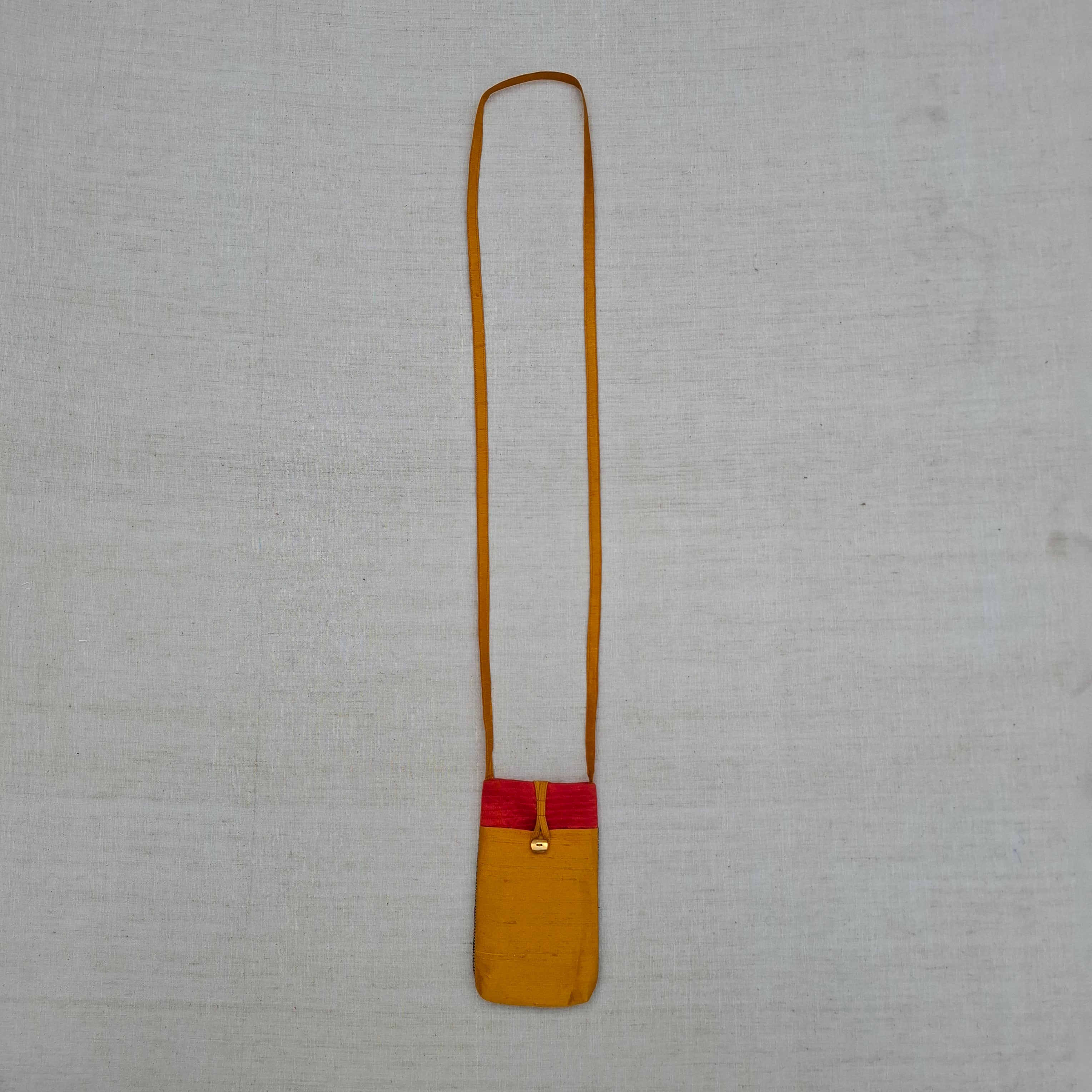 Mobile Pouch