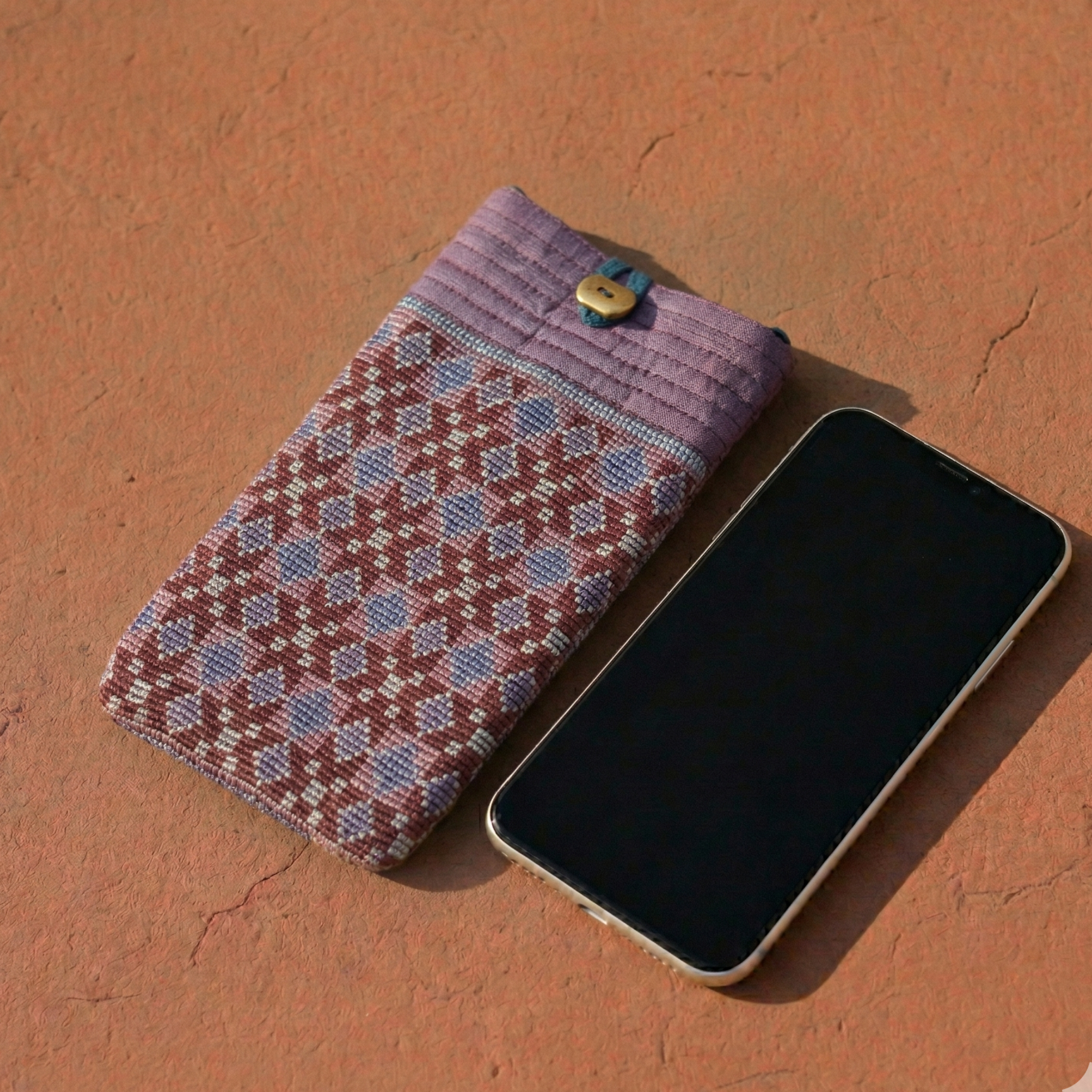 Mobile Pouch