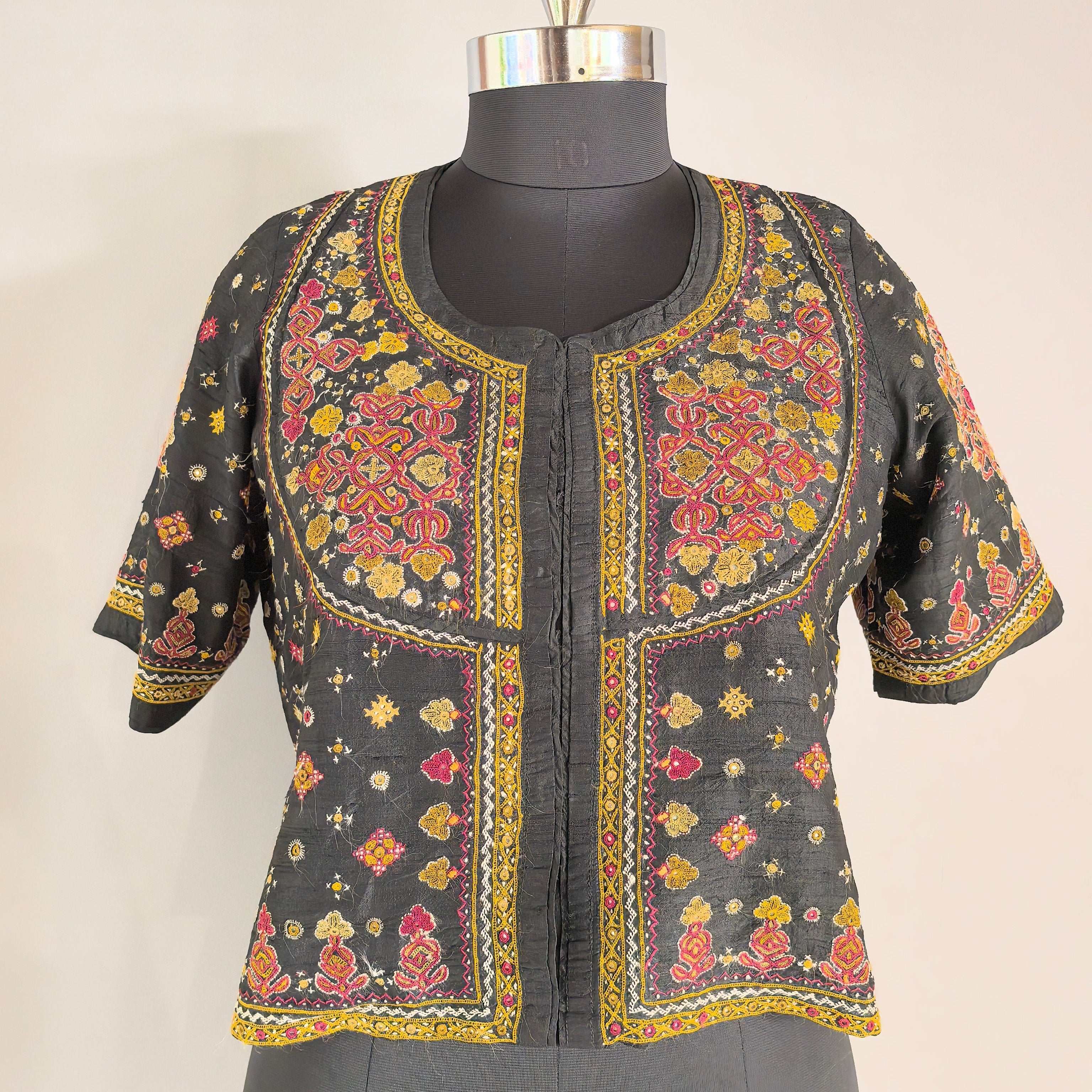 Black Mutwa Hand Embroidered Kanchli