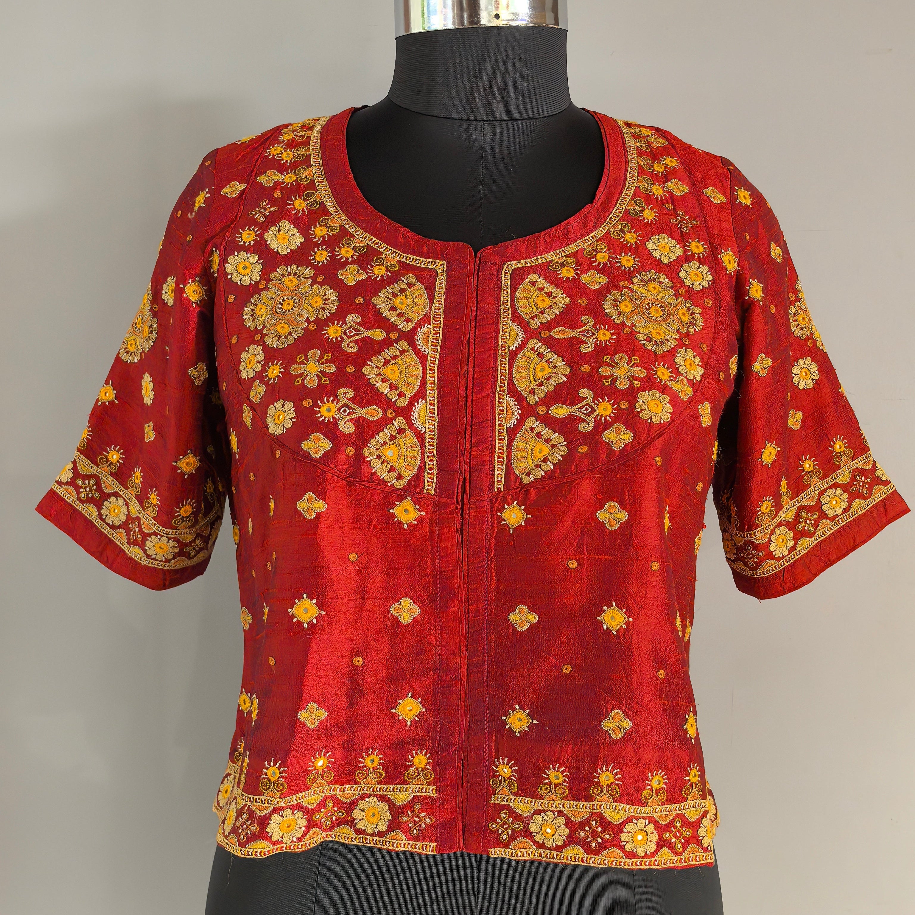 Red Hand Ahir Embroidered Kanchli