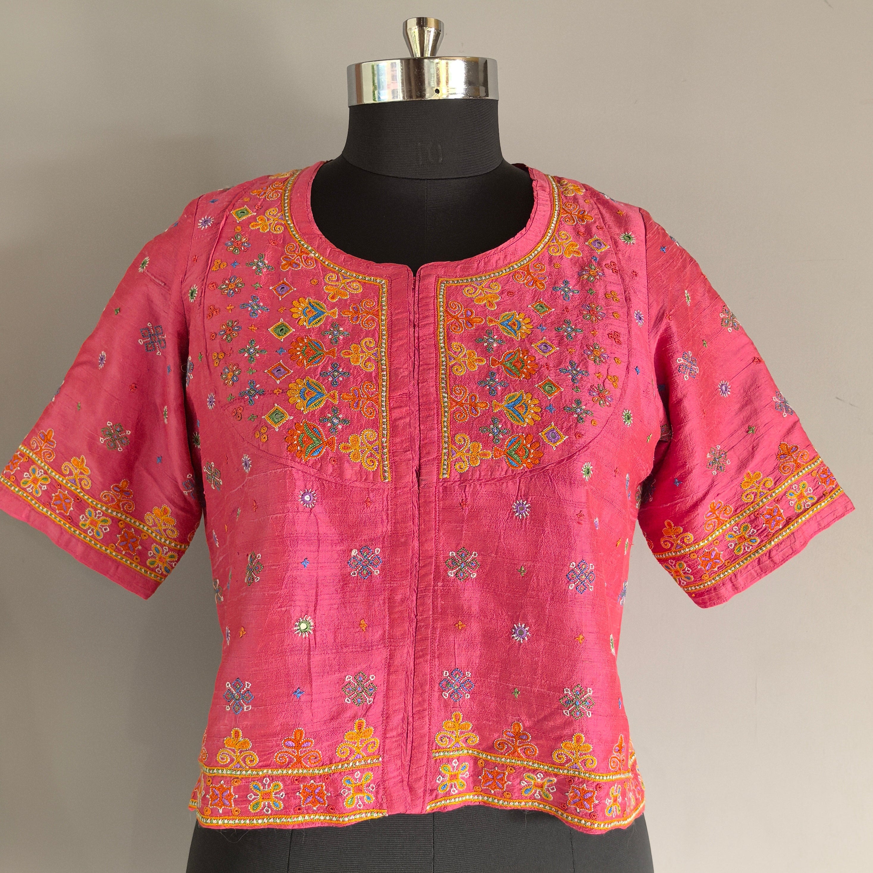 Light Pink Ahir Hand Embroidered Kanchli